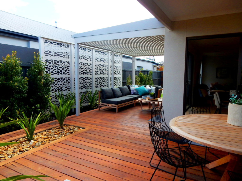 great decking privacy